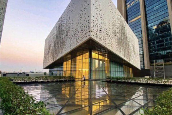ai dubai campus middle east united emirates artificial intelligence